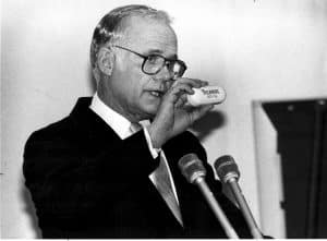 James Burke dans l’affaire du Tylenol