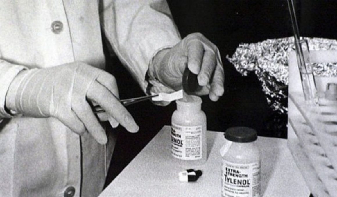 tylenol communication gestion de crise